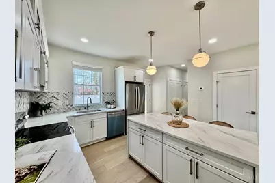 2735 Silverleaf Avenue, Cincinnati, OH 45212 - Photo 6