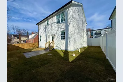 2735 Silverleaf Avenue, Cincinnati, OH 45212 - Photo 50