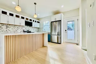 2735 Silverleaf Ave, Cincinnati, OH 45212 - Photo 2