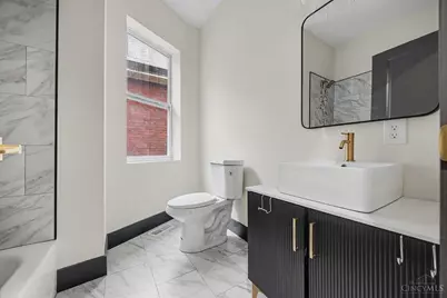 112 Valencia Street, Cincinnati, OH 45219 - Photo 14