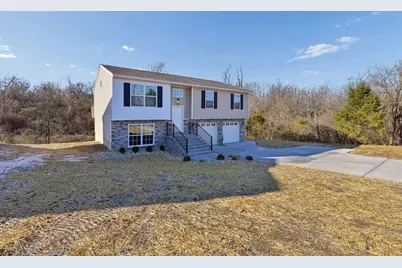 1123 Compton, Springfield Township, OH 45231 - Photo 2