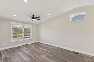 1123 Compton, Springfield Township, OH 45231 - Photo 4