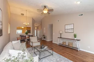 220 Elmwood Dr, Springboro, OH 45066 - Photo 8