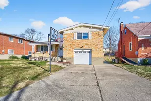 3350 Cresentview Ln, Green Township, OH 45248 - Photo 2