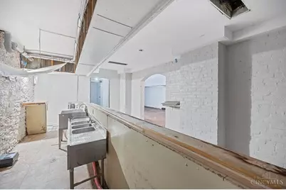 126 W Sixth Street, Cincinnati, OH 45202 - Photo 44