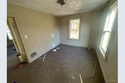 2044 Queen City Avenue, Cincinnati, OH 45214 - Photo 24