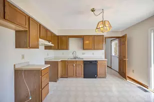 108 Mollie Dr, Hamilton, OH 45013 - Photo 4