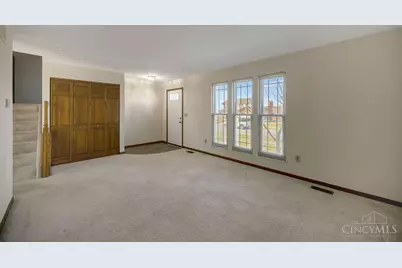 108 Mollie Drive, Hamilton, OH 45013 - Photo 6