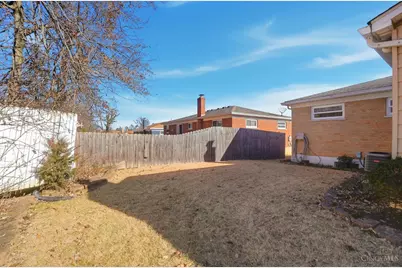 5727 Kroegermount Drive, Cincinnati, OH 45239 - Photo 42