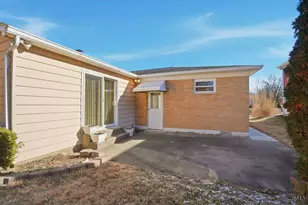 5727 Kroegermount Dr, Cincinnati, OH 45239 - Photo 50