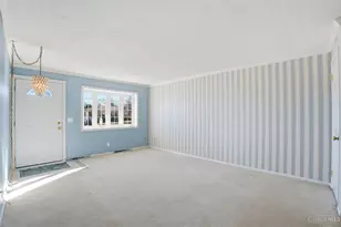 5727 Kroegermount Dr, Cincinnati, OH 45239 - Photo 6