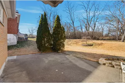 5727 Kroegermount Drive, Cincinnati, OH 45239 - Photo 52
