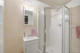 5727 Kroegermount Dr, Cincinnati, OH 45239 - Photo 32