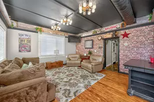 1954 Main St, Goshen, OH 45122 - Photo 2