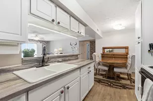 3181 Preserve Ln, Colerain Township, OH 45239 - Photo 8