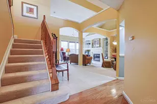 3791 Yorkshire Cir, Miami Township, OH 45002 - Photo 4