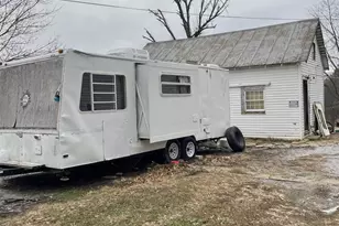 213 Sir Wm Wallace St, Russellville, OH 45168 - Photo 8