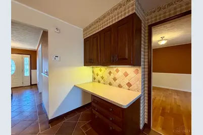 839 Summerfield Lane, Springdale, OH 45240 - Photo 14