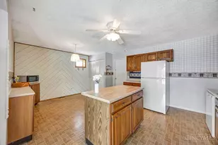 147 N Ruskin Dr, Springdale, OH 45246 - Photo 32