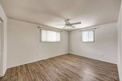 147 N Ruskin Drive, Springdale, OH 45246 - Photo 16