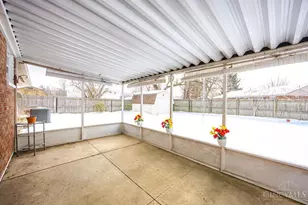 147 N Ruskin Dr, Springdale, OH 45246 - Photo 24