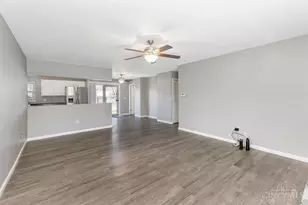 10061 Sturgeon Ln, Colerain Township, OH 45251 - Photo 6