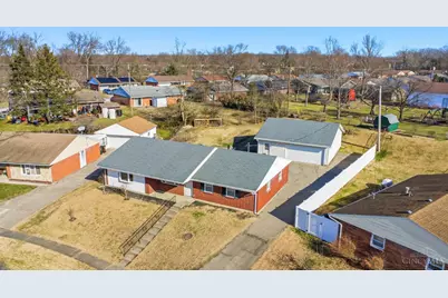 2507 Eckley Boulevard, Miami Township, OH 45449 - Photo 2