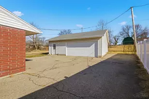 2507 Eckley Blvd, Miami Township, OH 45449 - Photo 32