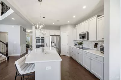 1571 Canterbury Court, Turtle Creek Township, OH 45036 - Photo 16