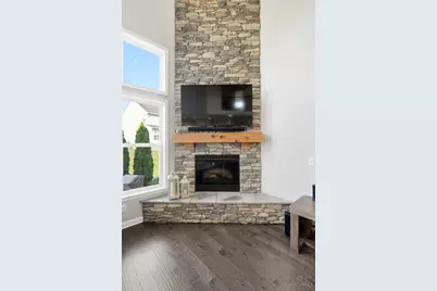 1571 Canterbury Court, Turtle Creek Township, OH 45036 - Photo 12