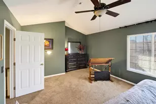 5925 Castlewood Crossing, Miami Township, OH 45150 - Photo 18