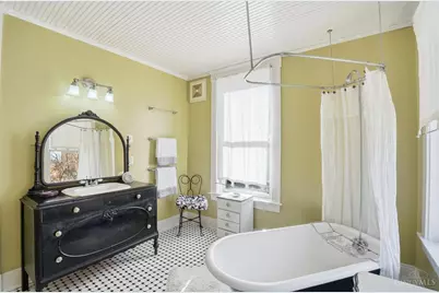 2711 Hackberry Street, Cincinnati, OH 45206 - Photo 44