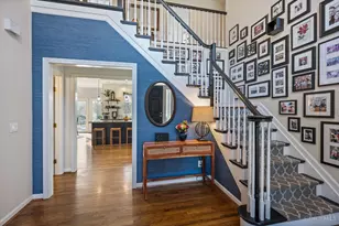 603 Valley Woods Ct, Miami Township, OH 45140 - Photo 4