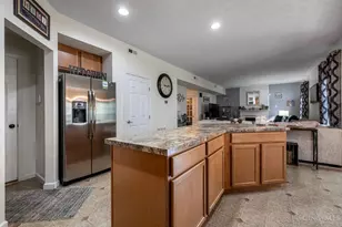 3518 Park Crest Ln, Butler Twp, OH 45414 - Photo 4