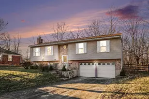 8376 Vicksburg Dr, Symmes Township, OH 45249 - Photo 2