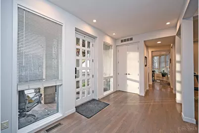 7510 Fernwood Drive, Cincinnati, OH 45237 - Photo 4