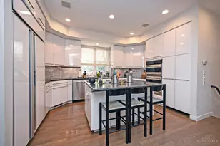 7510 Fernwood Dr, Cincinnati, OH 45237 - Photo 24