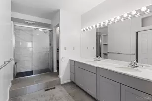 310 Klotter Ave, Cincinnati, OH 45219 - Photo 12