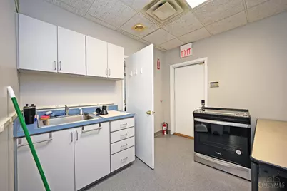 5714 Signal Hill Court #C, Miami Township, OH 45150 - Photo 28