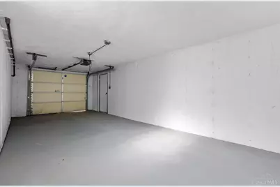 2043 E Teralta Circle, Cincinnati, OH 45211 - Photo 28