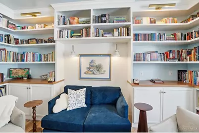 689 Bostwick Court, Union Township, OH 45244 - Photo 12