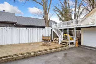 203 E Main St, Blanchester, OH 45107 - Photo 4