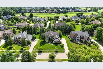 884 River Forest Drive, Hamilton Township, OH 45039 - Photo 2