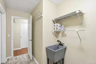 10432 Hickory Point Dr, Blue Ash, OH 45242 - Photo 24