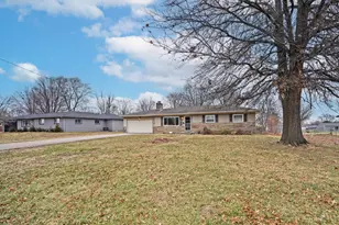 7960 Ruth Ct, West Chester, OH 45069 - Photo 2