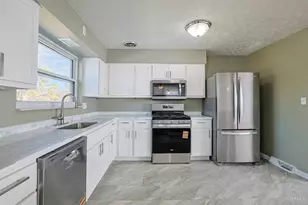 2206 Varelman Ave, Norwood, OH 45212 - Photo 12