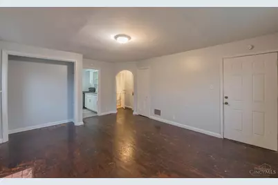 735 Elberon Avenue, Cincinnati, OH 45205 - Photo 4