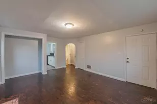 735 Elberon Ave, Cincinnati, OH 45205 - Photo 4