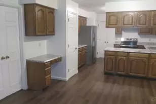 7284 Kirkridge Dr, Green Township, OH 45233 - Photo 4