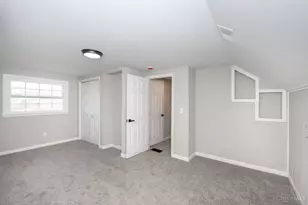 1476 Foxwood Dr, Cincinnati, OH 45231 - Photo 18